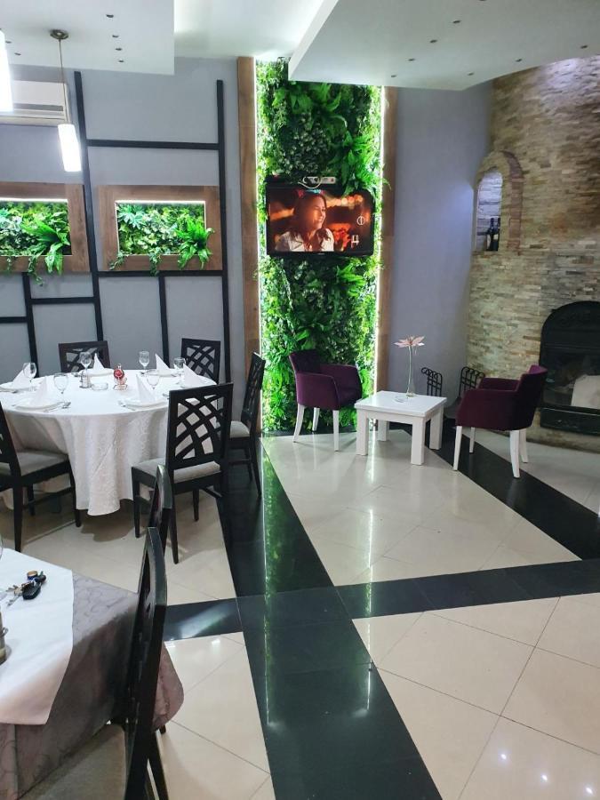 Sunny Hill Garden Bed & Breakfast Stara Pazova Exterior photo